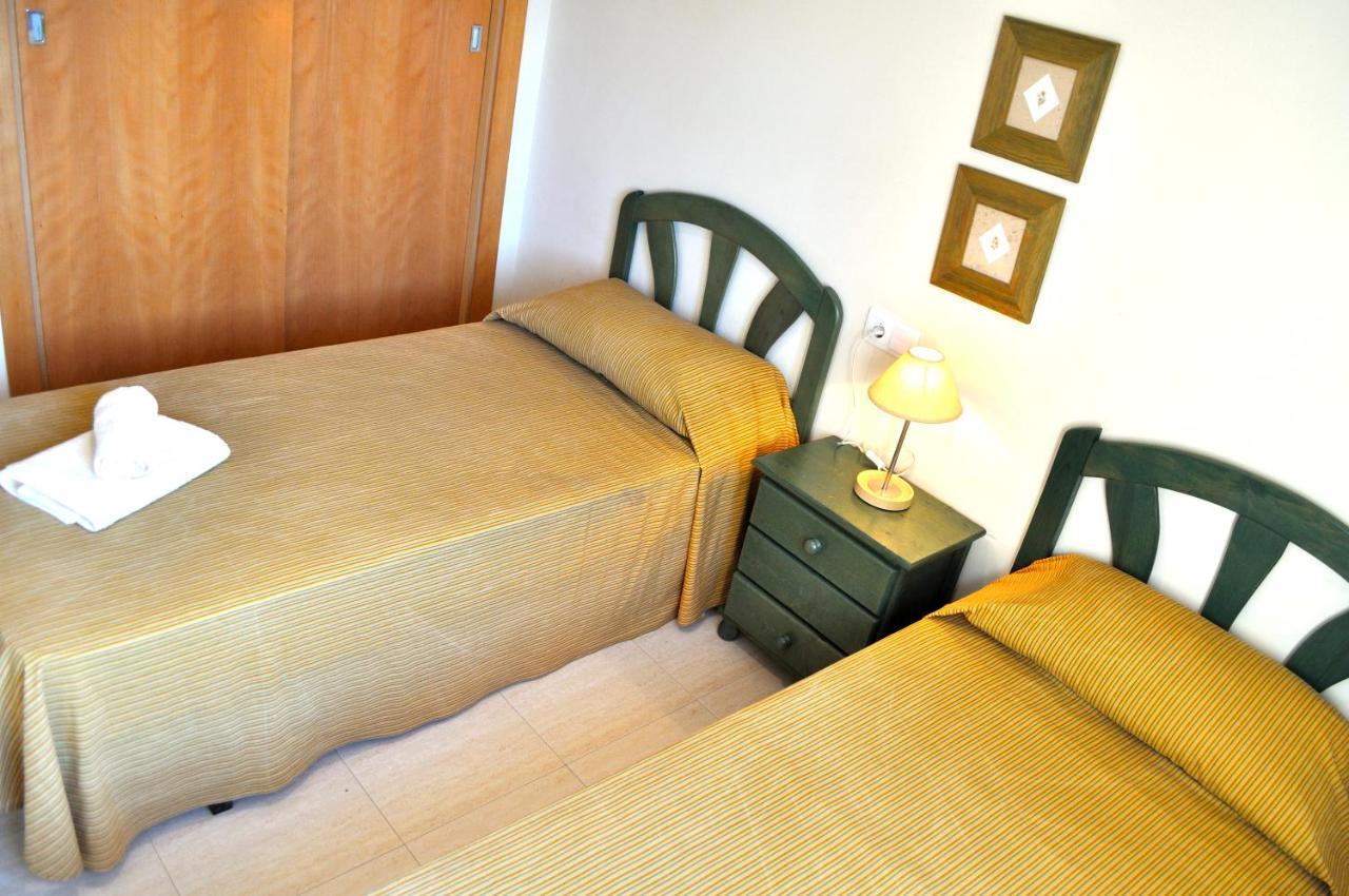 Appartement Palm Beach, 2 Dormitorios, Playa 50m, By Bookindenia